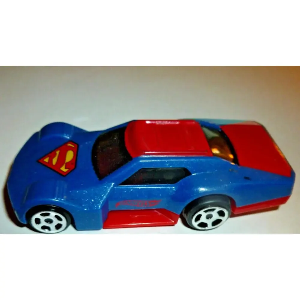 2016 Superman Mattel Hot‎ Wheels Friction Pull Back Car